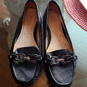 Coach flats